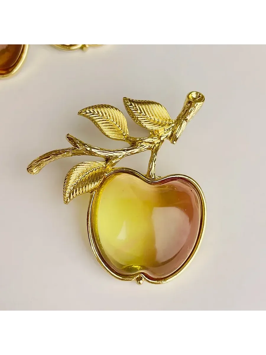 Брошь яблоко Brooch, окраска