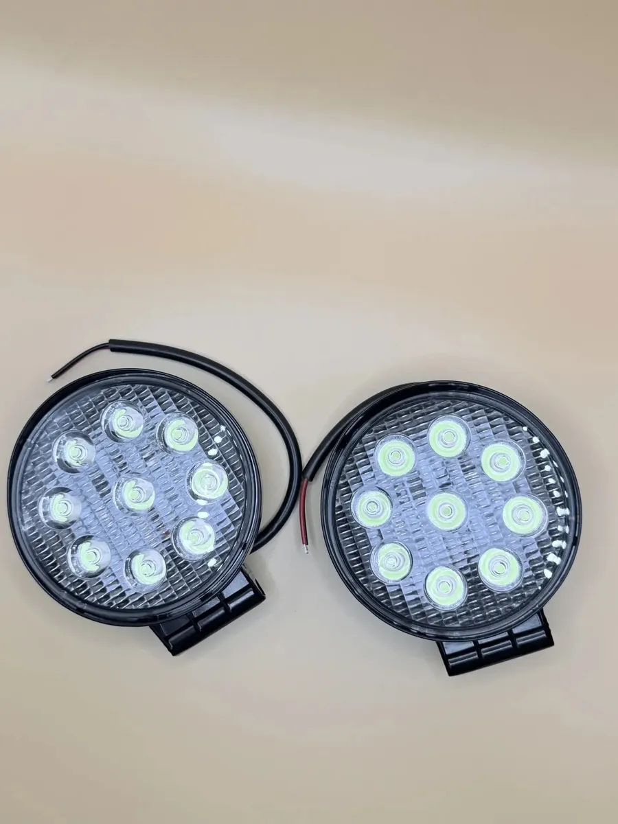Универсальные Противотуманные фары 27W 2 шт 12-24V