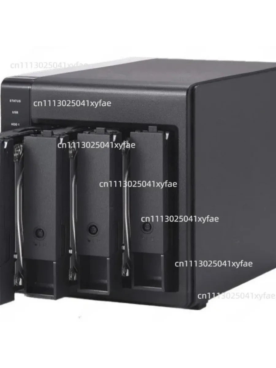QNAP TR-004 сетевое хранилище 4 ядра