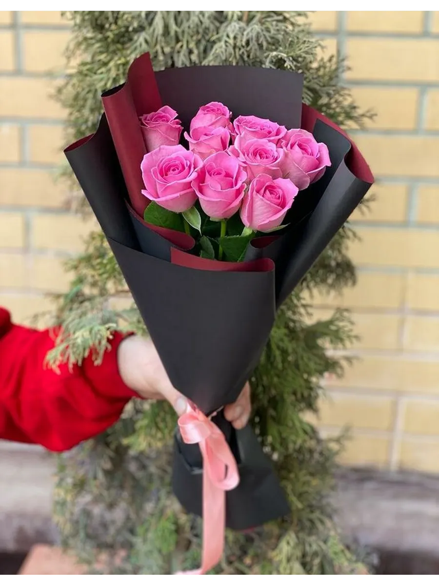 Букет из 9 розовых роз