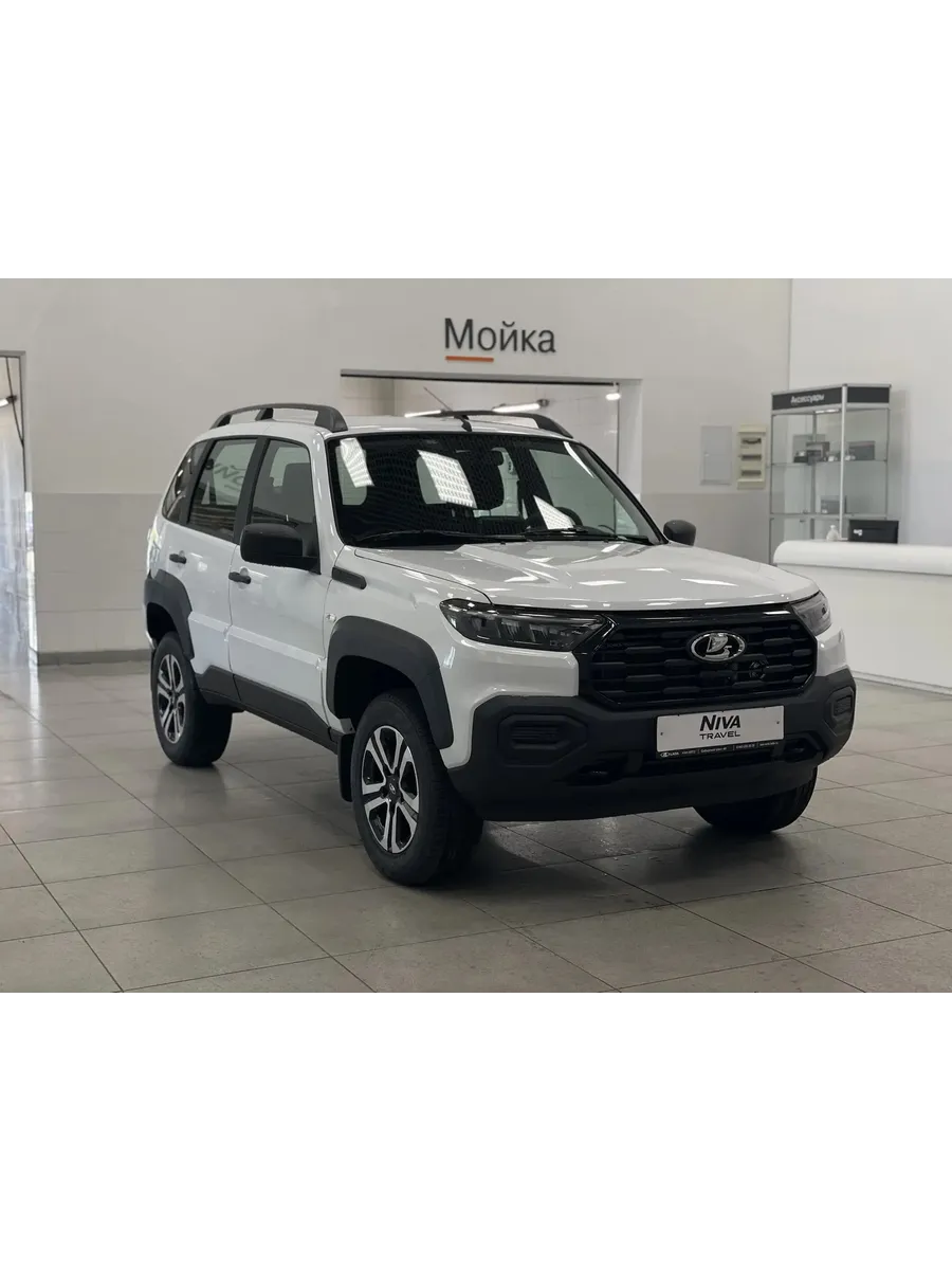 Niva Travel Драйв 1.8 МКПП (Белый)